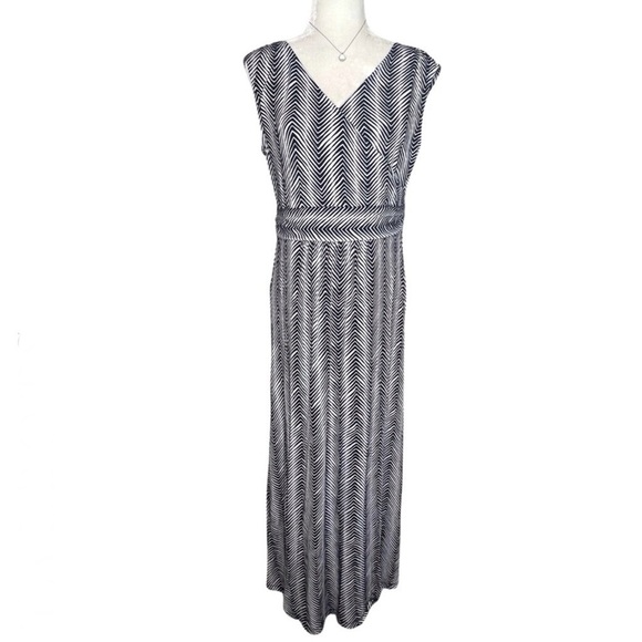 Talbots Maxi Dress Sleeveless V Neck Herringbone Chevron Stripe Blue White Large - Picture 13 of 13
